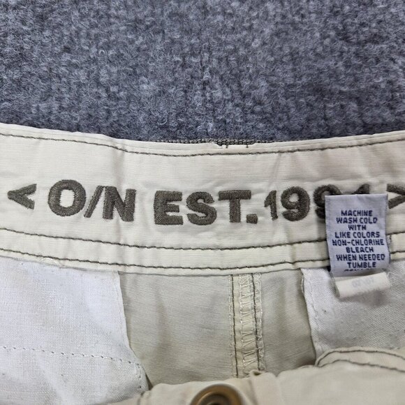 Old Navy Shorts Mens 34 Khaki Beige Cargo Outdoors Utility Belted Baggy VTG  Y2k - Picture 6 of 10